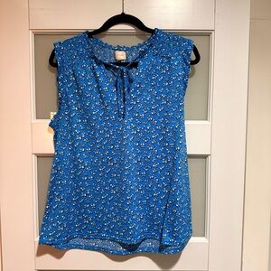 Mellóday Blue & White Floral Sleeveless Top - Size M